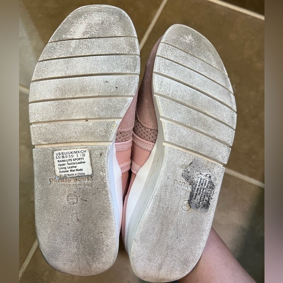 Gentle Souls By Kenneth Cole - Picture 5 of 7